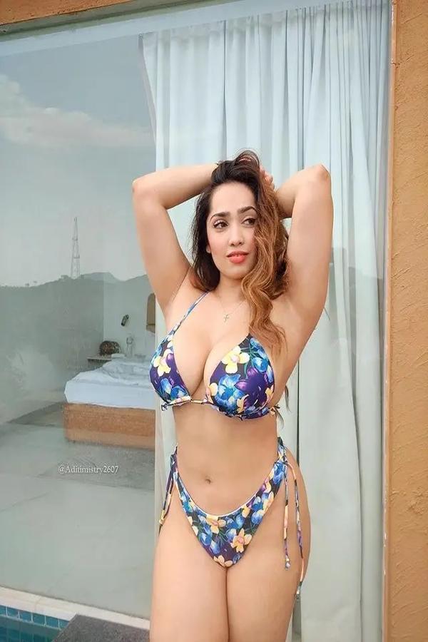 Discover Angel Scarlet Your Ultimate Fantasy Companion