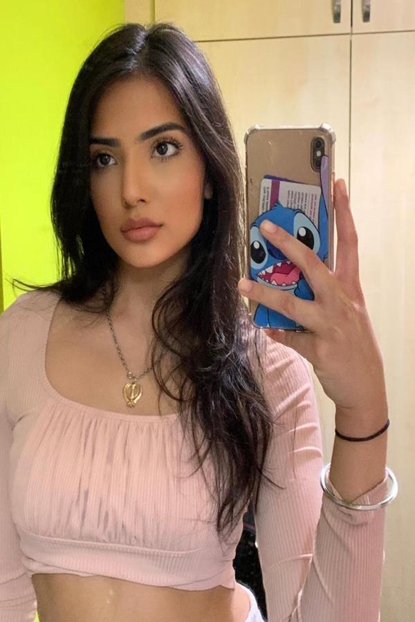 Elektra Storm Unleashes Passion and Pleasure Like Never Before